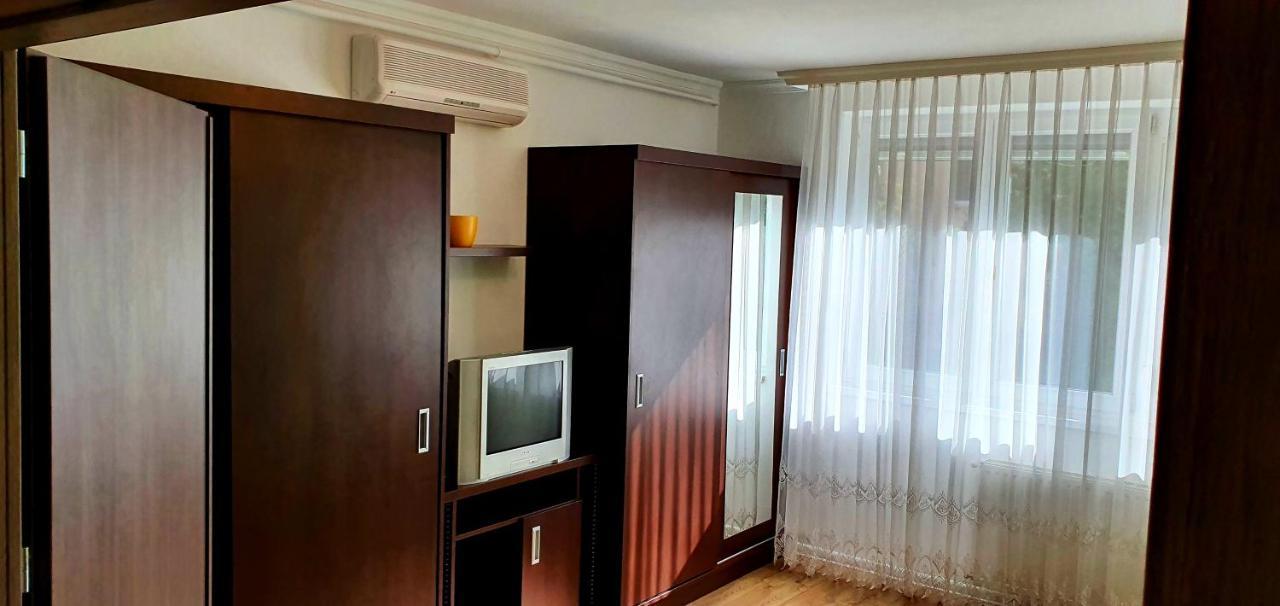 Bazsi Apartman Siofok Exterior photo