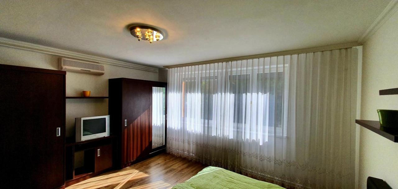 Bazsi Apartman Siofok Exterior photo